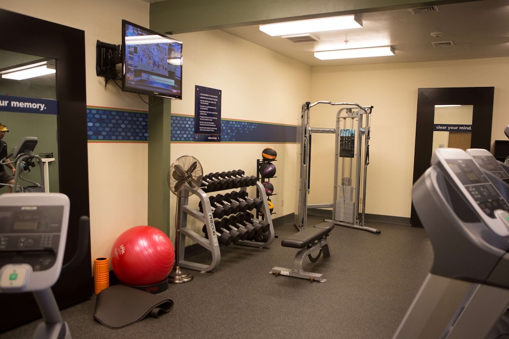 hampton inn and suites scottsbluff conference center