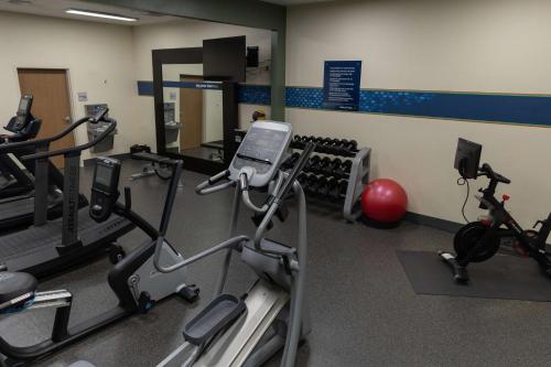 hampton inn and suites scottsbluff conference center