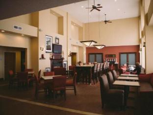 hampton inn and suites scottsbluff conference center