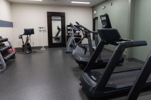 hampton inn and suites scottsbluff conference center
