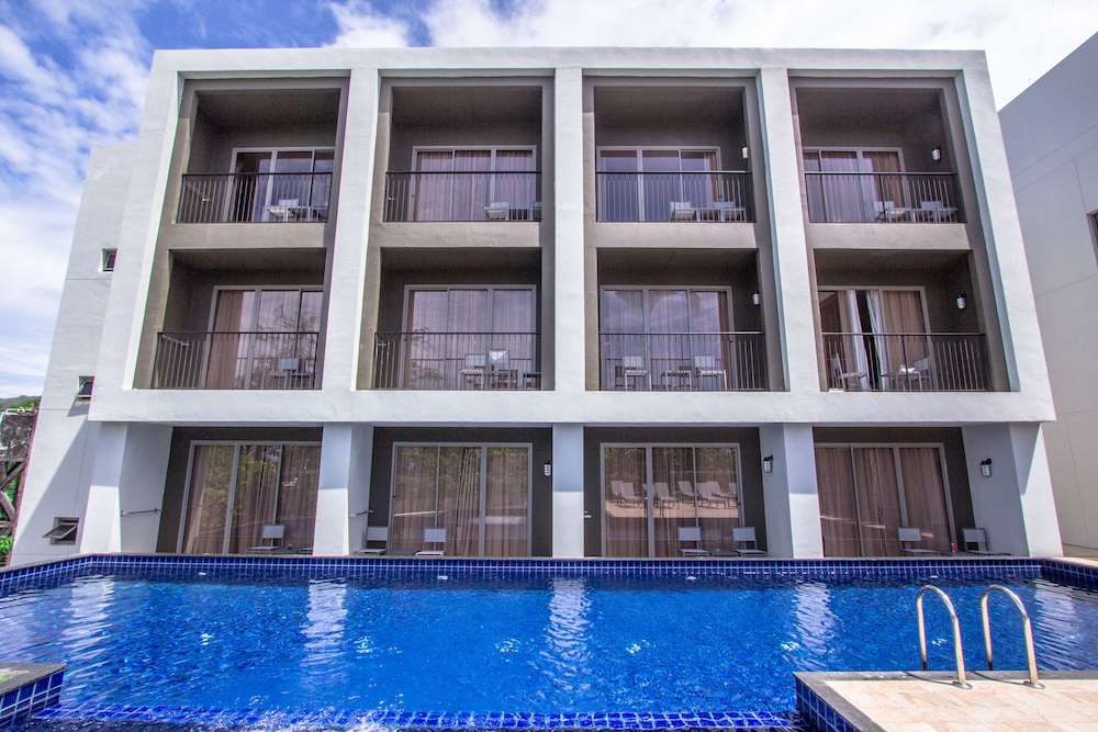 sugar marina hotel art karon beach