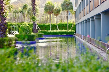 Sugar Marina Hotel - Art - Karon Beach,Karon Beach>>Karon,4 star