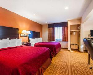 quality inn and suites ottumwa north