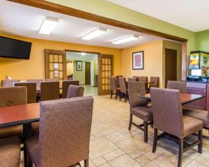 quality inn and suites ottumwa north