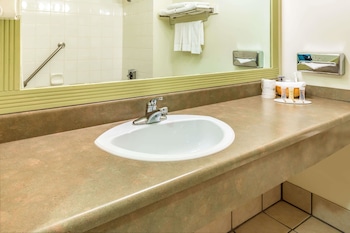 howard johnson by wyndham fort st john