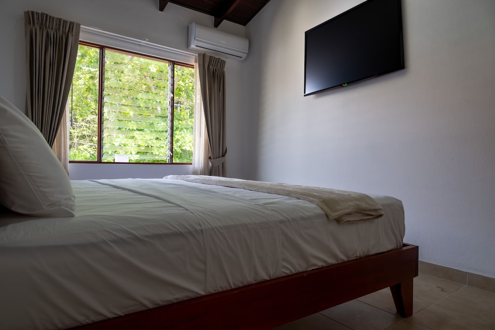 fuego del sol beachfront hotel