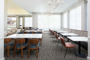 hilton garden inn oakland san leandro