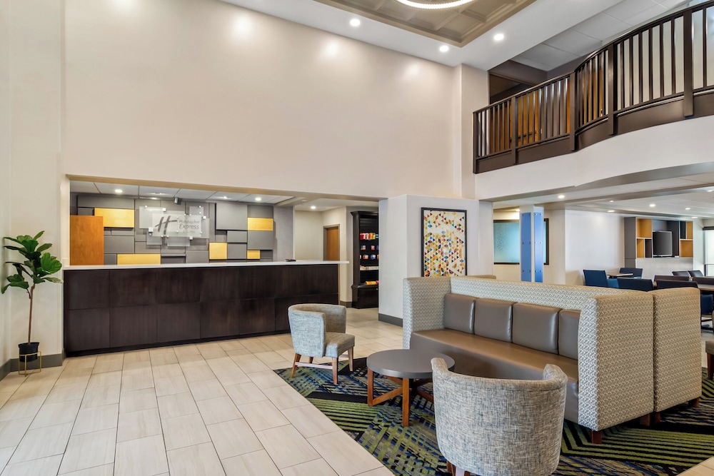 holiday inn express and suites jacksonville se med ctr area