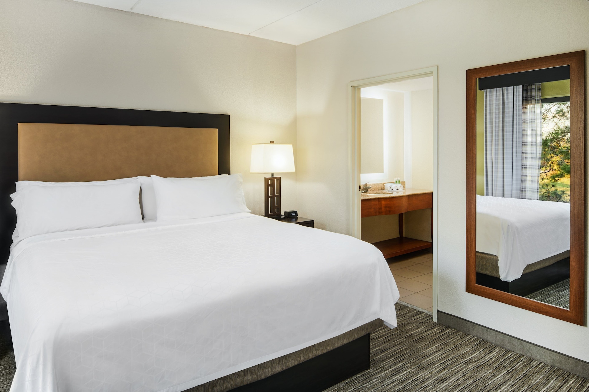 holiday inn express and suites jacksonville se med ctr area