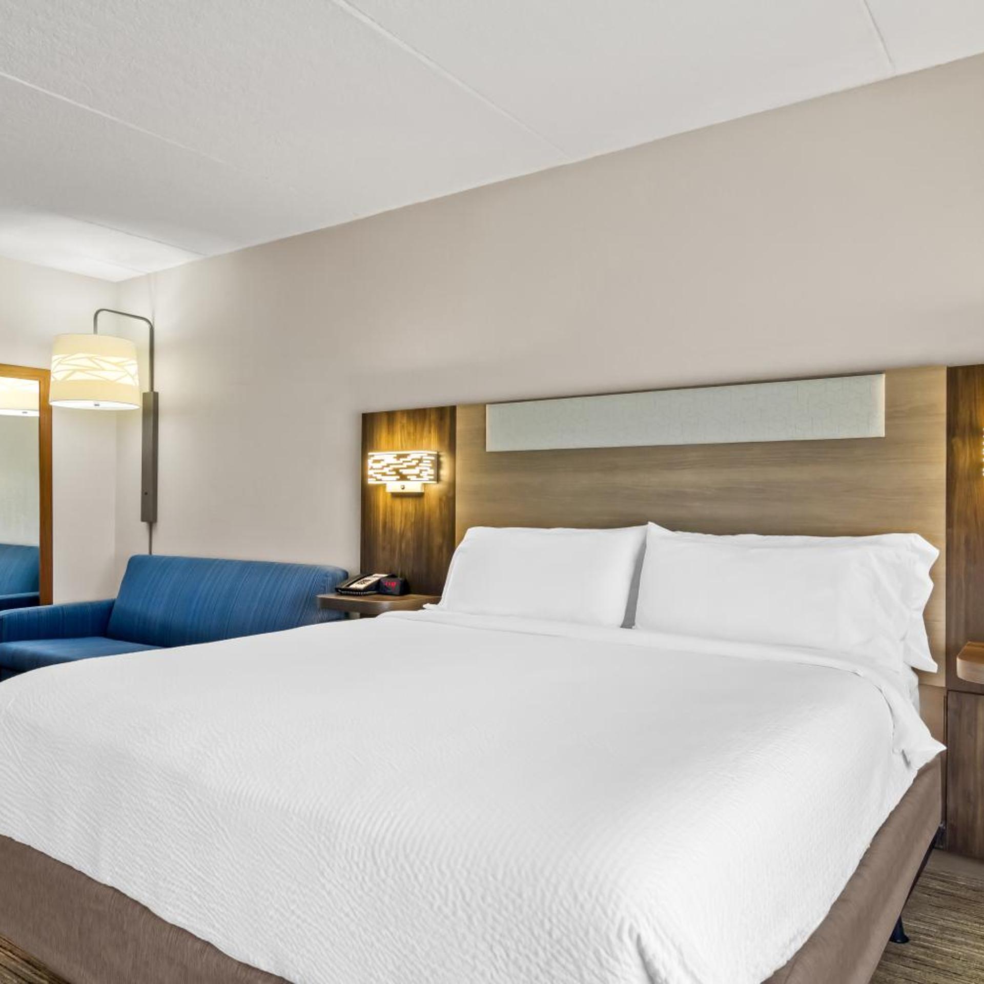 holiday inn express and suites jacksonville se med ctr area