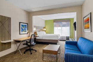 holiday inn express and suites jacksonville se med ctr area