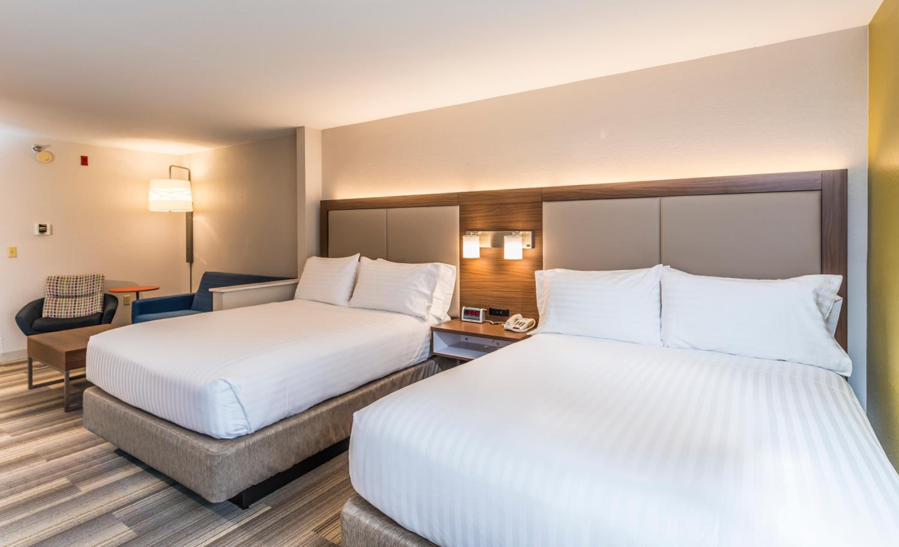 holiday inn express and suites jacksonville south
