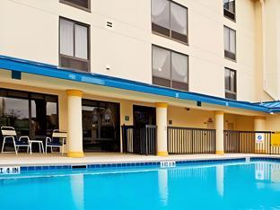 holiday inn express and suites jacksonville south