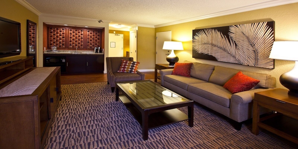 crowne plaza hotel jacksonville airport i 95n by ihg