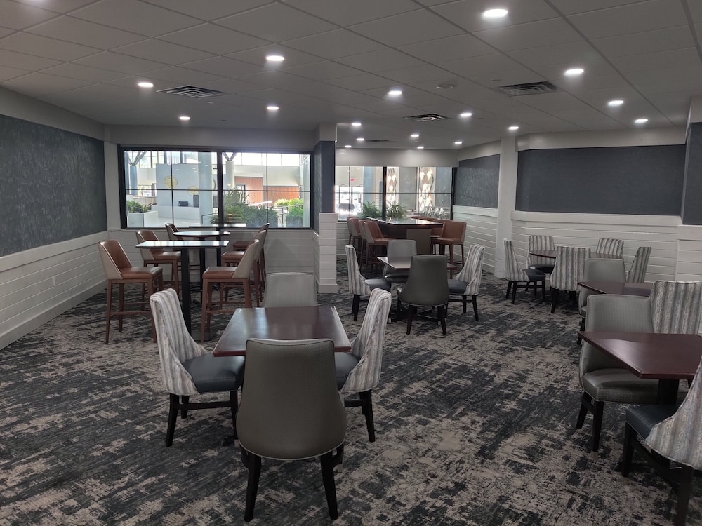 crowne plaza hotel jacksonville airport i 95n by ihg