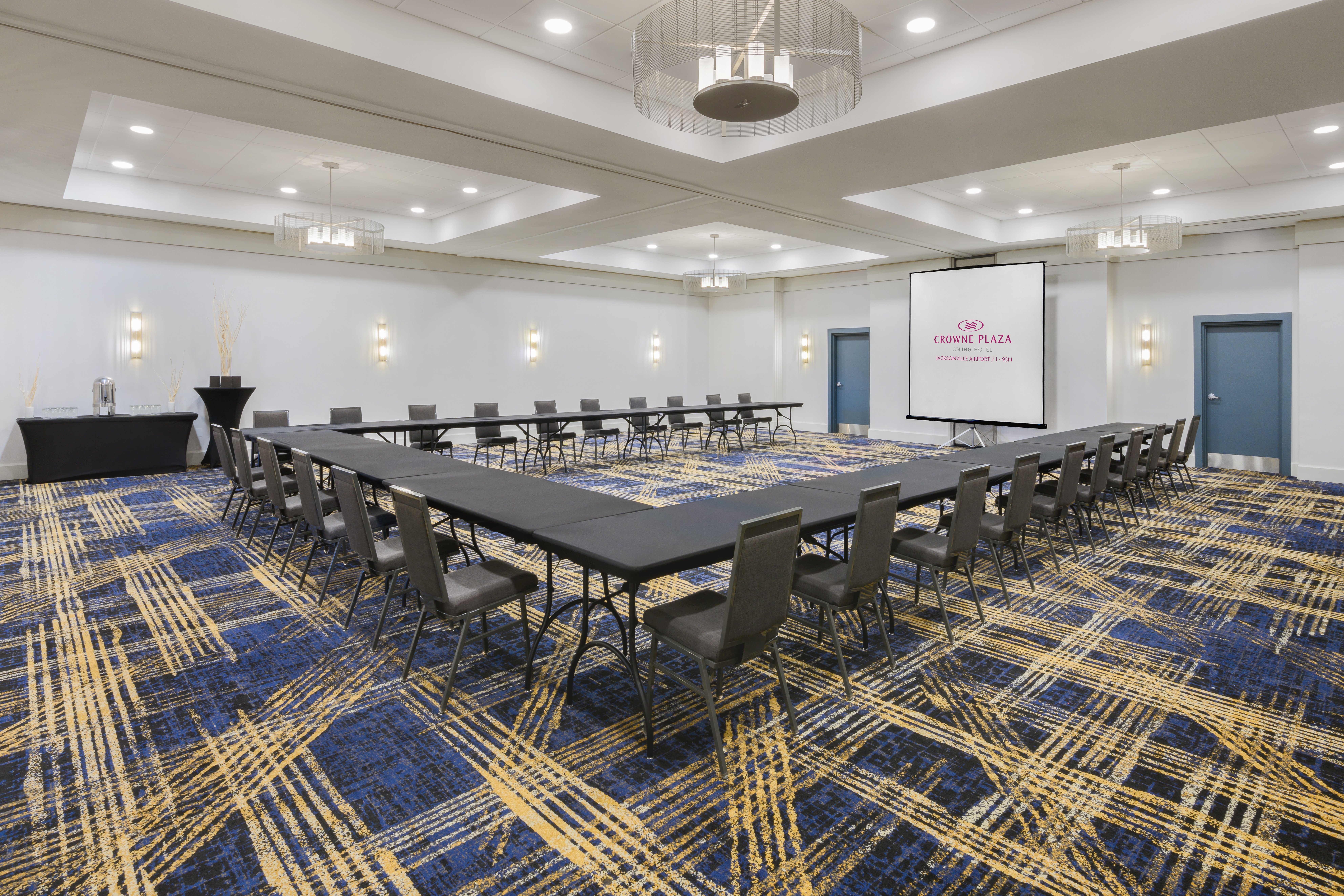 crowne plaza hotel jacksonville airport i 95n by ihg