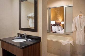 fairfield inn and suites by marriott ottawa kanata