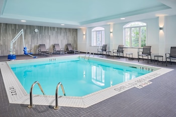 fairfield inn and suites by marriott ottawa kanata