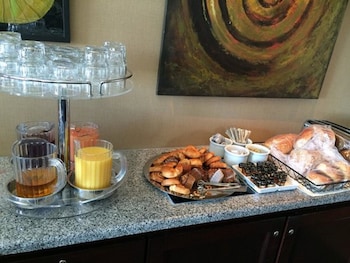 sheraton grand sacramento hotel