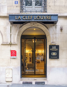 la clef louvre paris by the crest collection