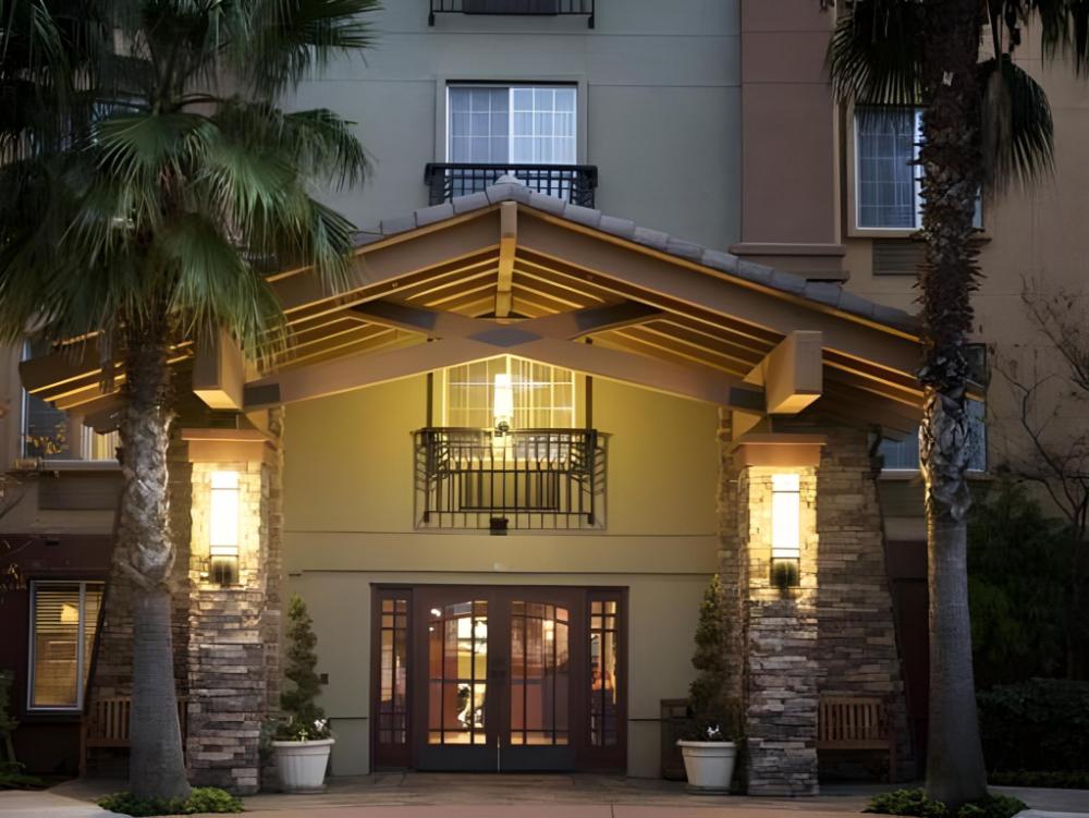 larkspur landing extended stay suites roseville