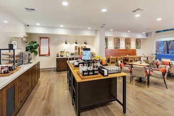 hilton garden inn davis downtown