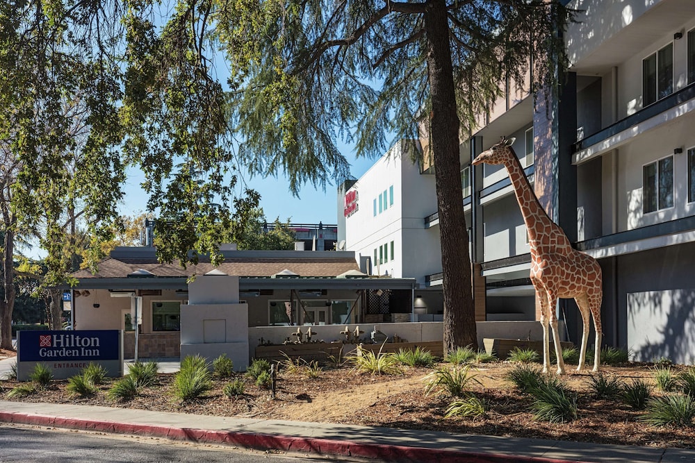 hilton garden inn davis downtown