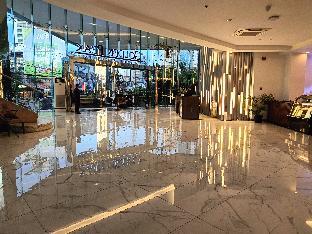 the golden peak hotel and suites powered by cocotel