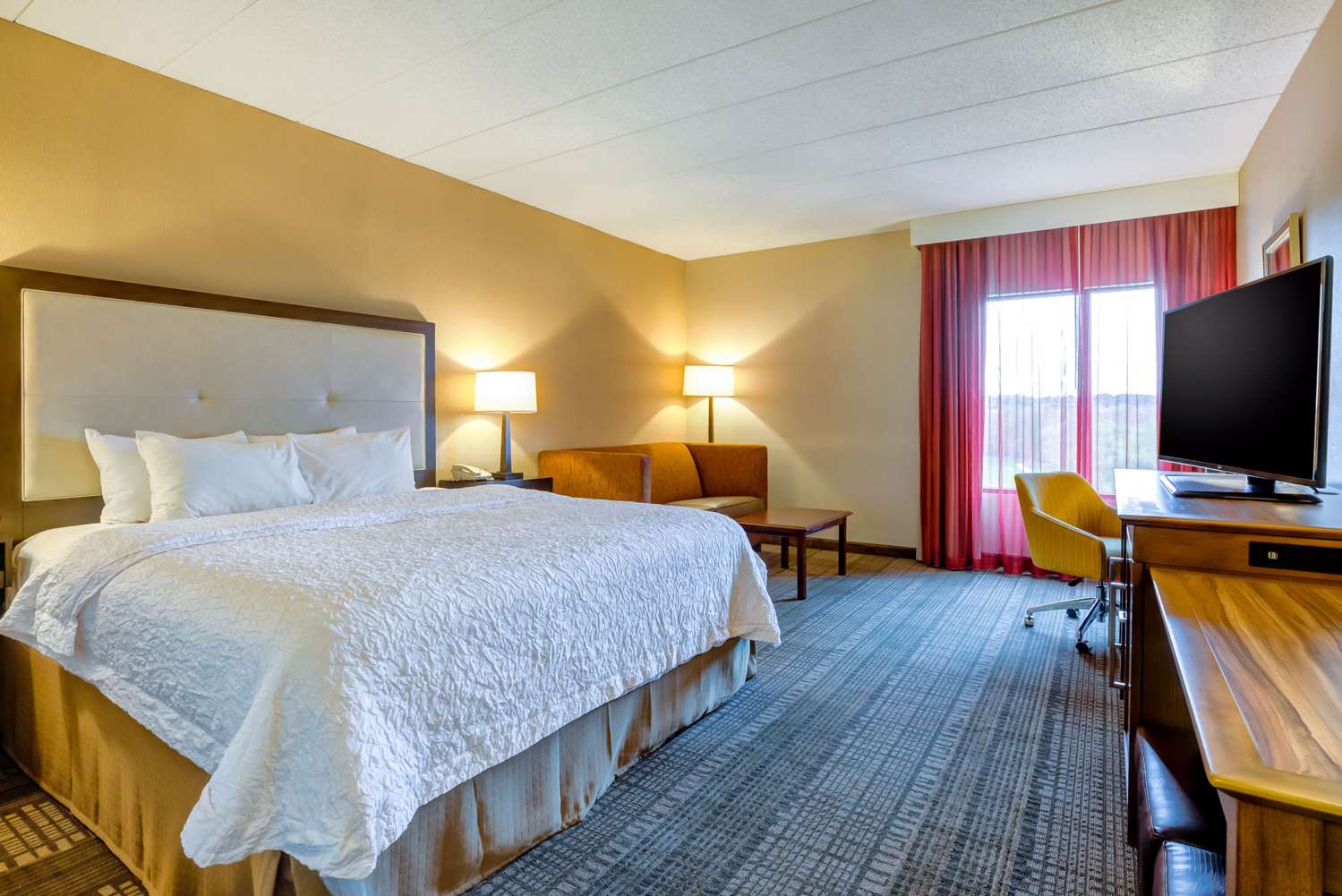 hampton inn boston norwood
