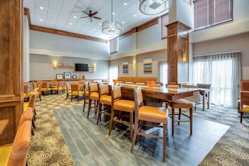 Hampton Inn Boston - Norwood,Massachusetts>>Boston,3 star