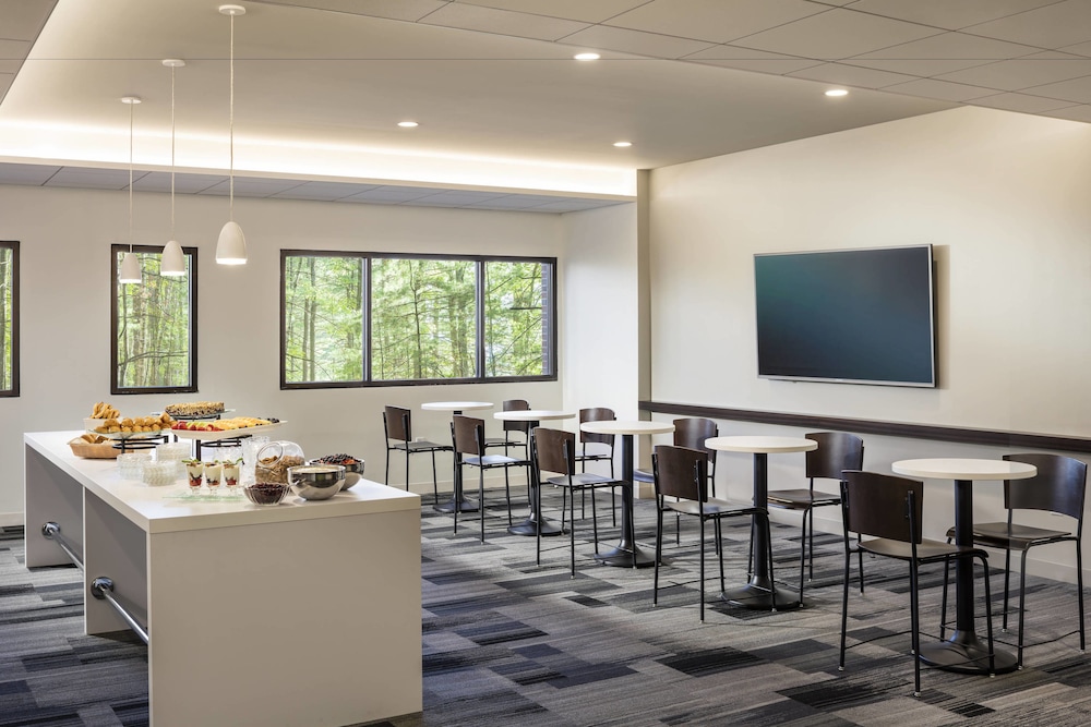 four points by sheraton norwood