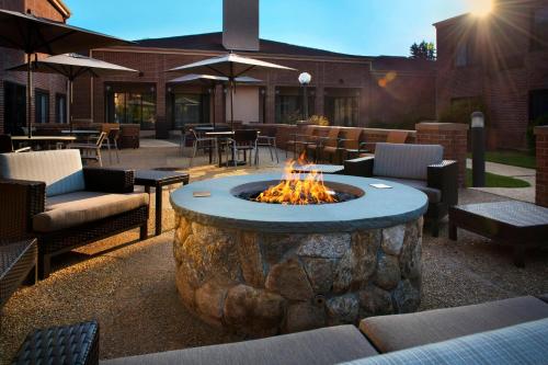 Courtyard By Marriott Boston Norwood/Canton,Canton>>Boston,3 star