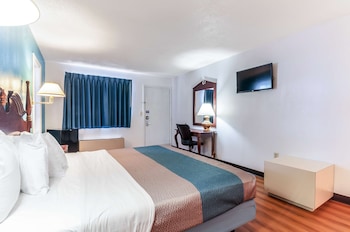 motel 6 southgate mi detroit