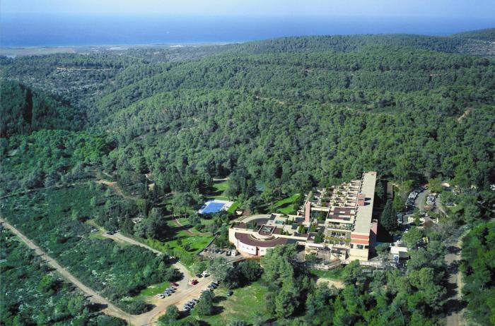 hof hacarmel