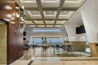 renaissance tel aviv