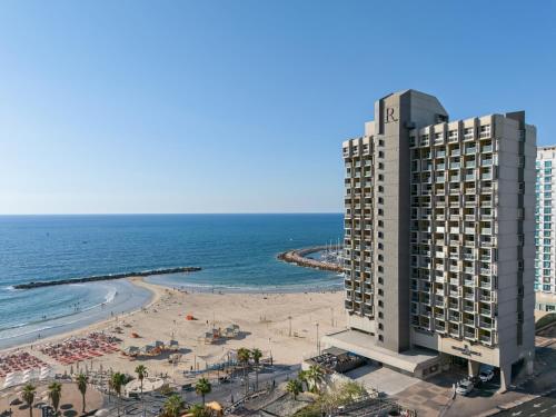 renaissance tel aviv