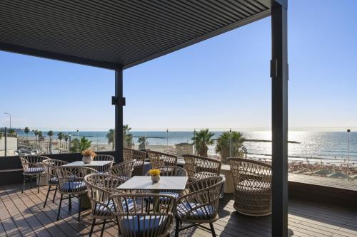 renaissance tel aviv