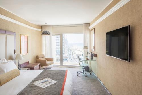 renaissance tel aviv