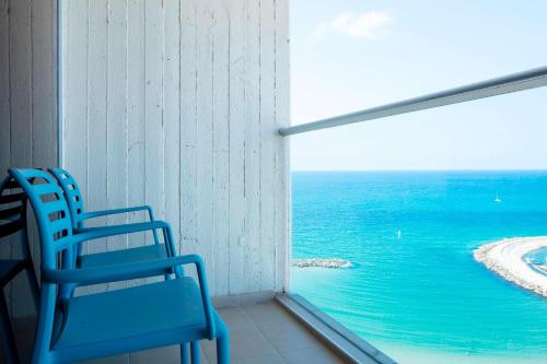 renaissance tel aviv