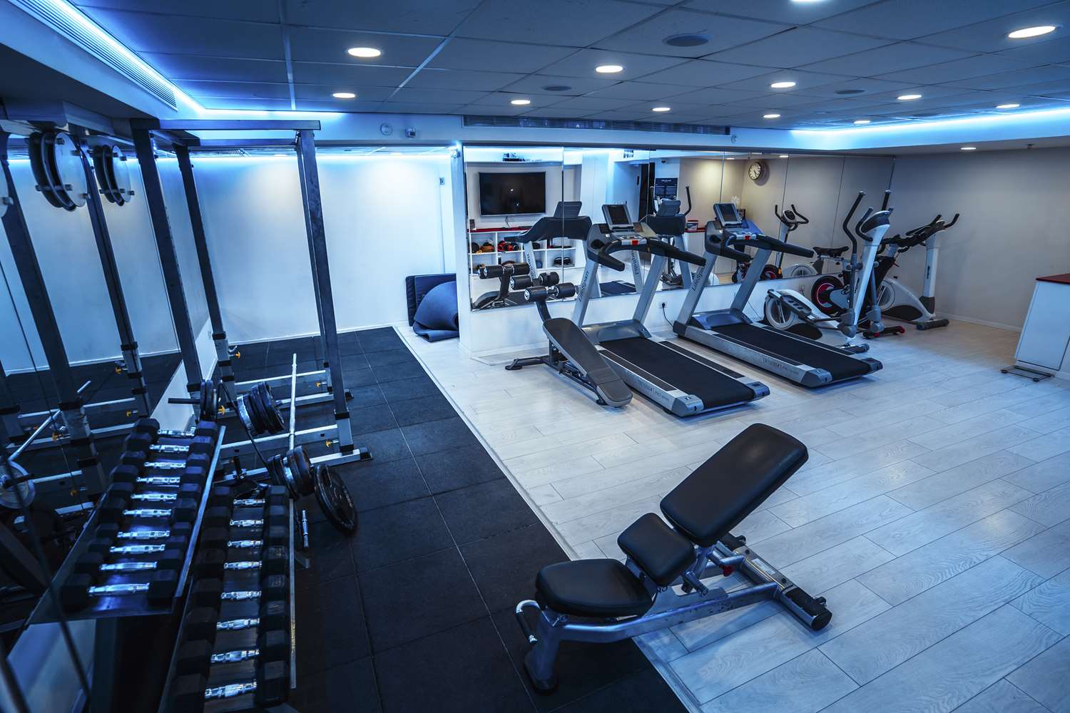 best western regency suites