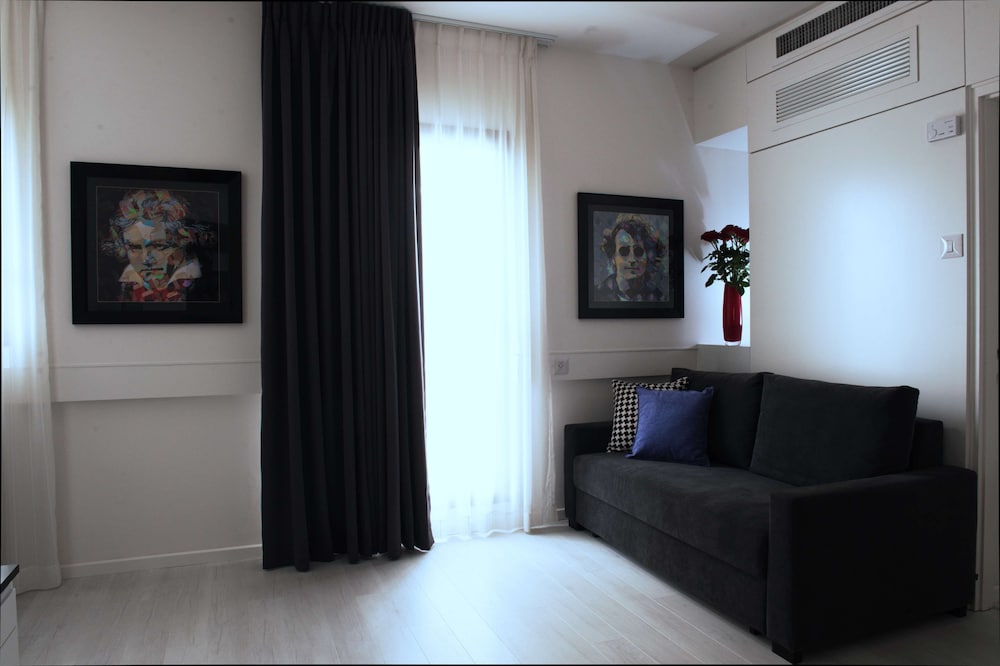 best western regency suites