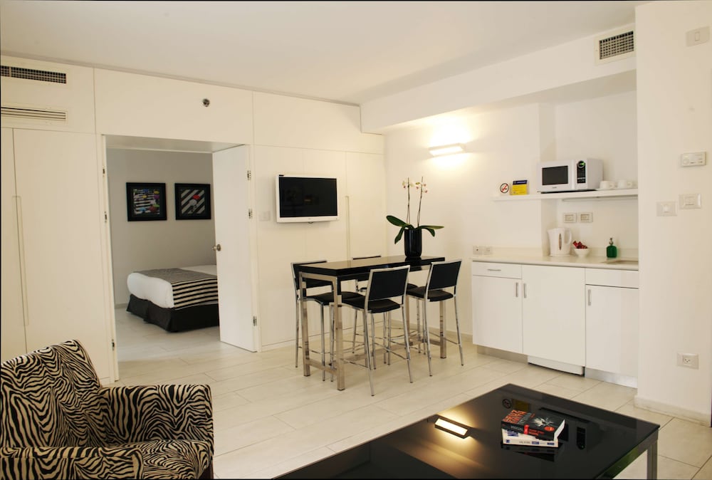 best western regency suites