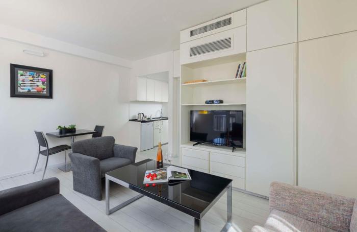 best western regency suites