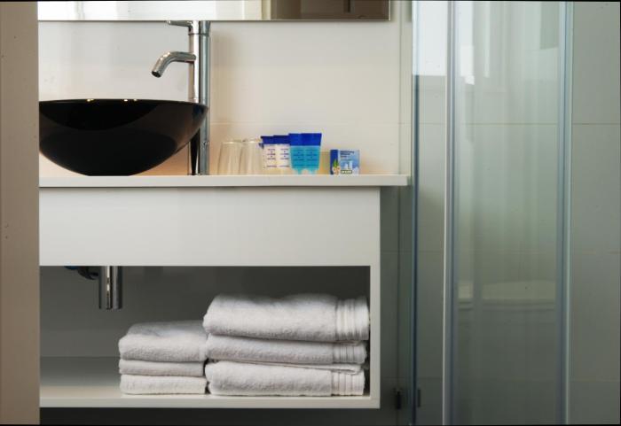 best western regency suites