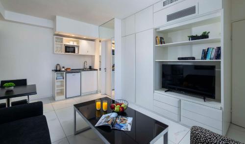 best western regency suites