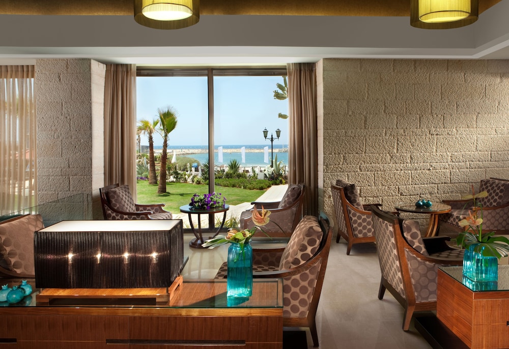 dan accadia hotel