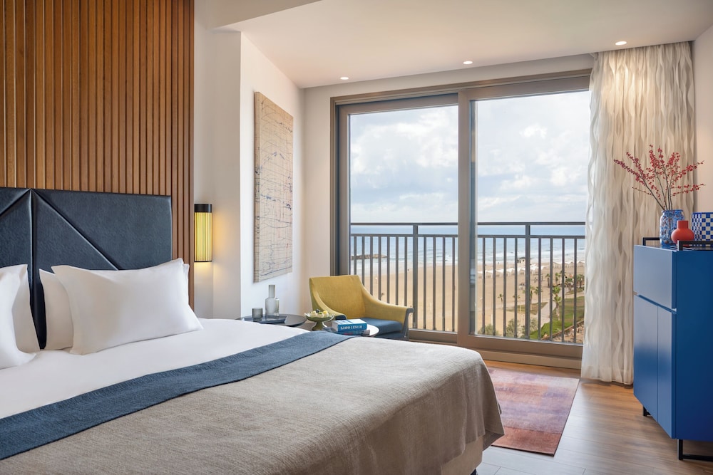dan accadia hotel