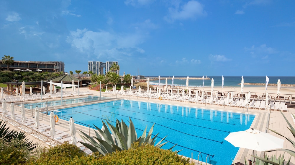 dan accadia hotel