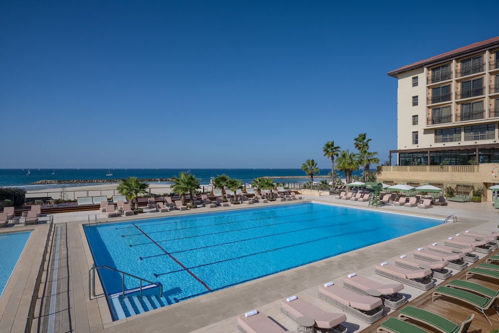 dan accadia hotel