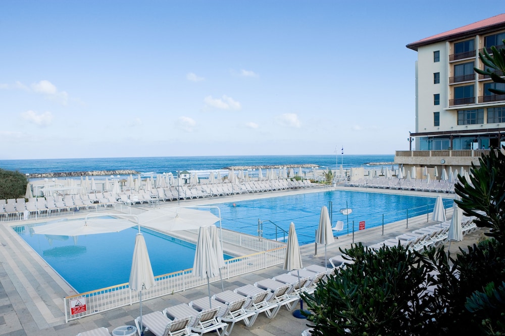 dan accadia hotel
